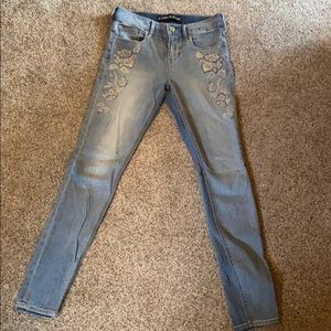 Express embroidery accent jeans